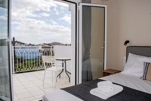 Apartment, Kitchenette, Sea View | View from room