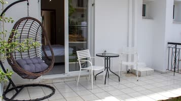 Deluxe Double Room, Kitchenette, Garden View | Terrace/patio