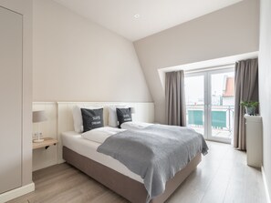 Zwei-Schlafzimmer-Suite | Schreibtisch, kostenloses WLAN, Bettwäsche