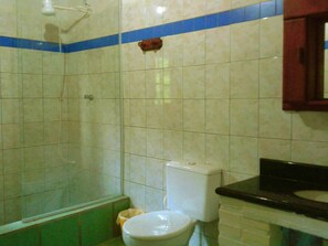 Shower - Pousada Terra Linda (Imbituba)