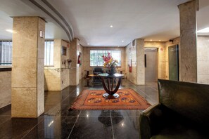 Reception - Savassinho Hotel (Belo Horizonte)