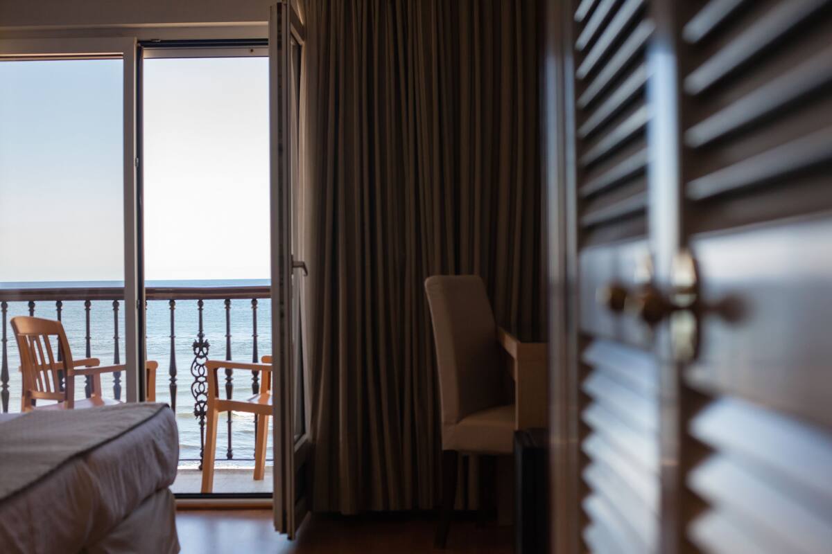double room, sea view | balcony