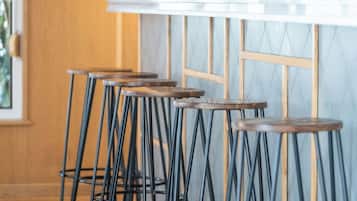 Coffee shop
