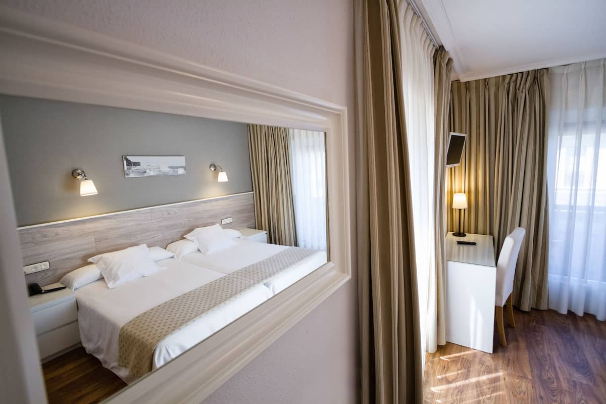 Double Room | Premium bedding, minibar, in-room safe, desk