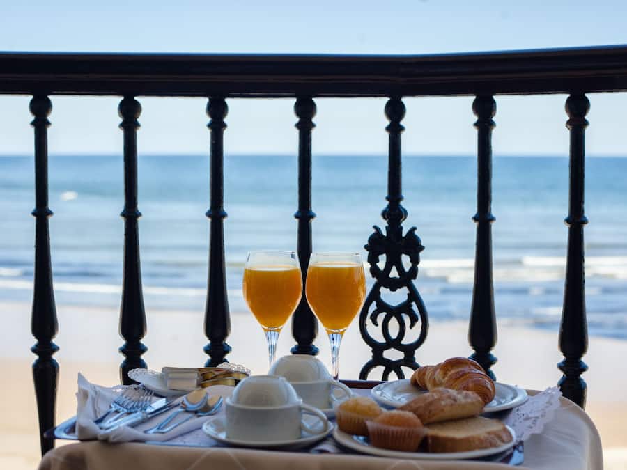 Tweepersoonskamer, uitzicht op zee | Uitzicht op strand/zee