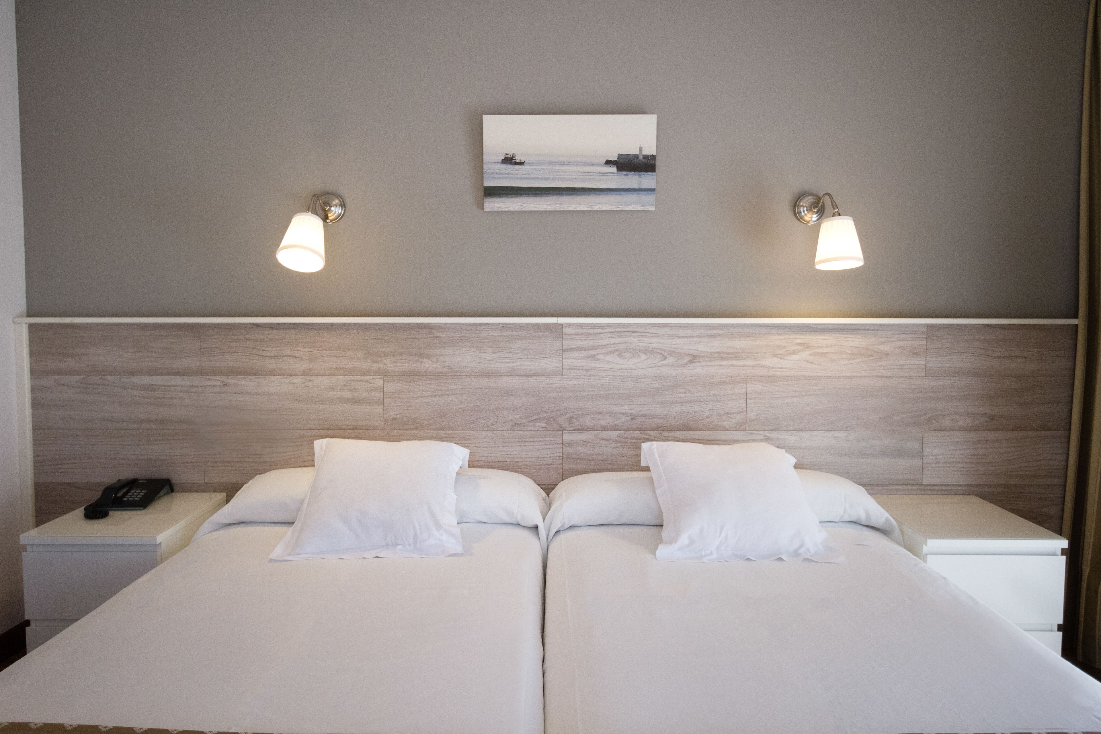 double room | premium bedding, minibar, in-room safe, desk