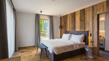 In-room safe, free WiFi