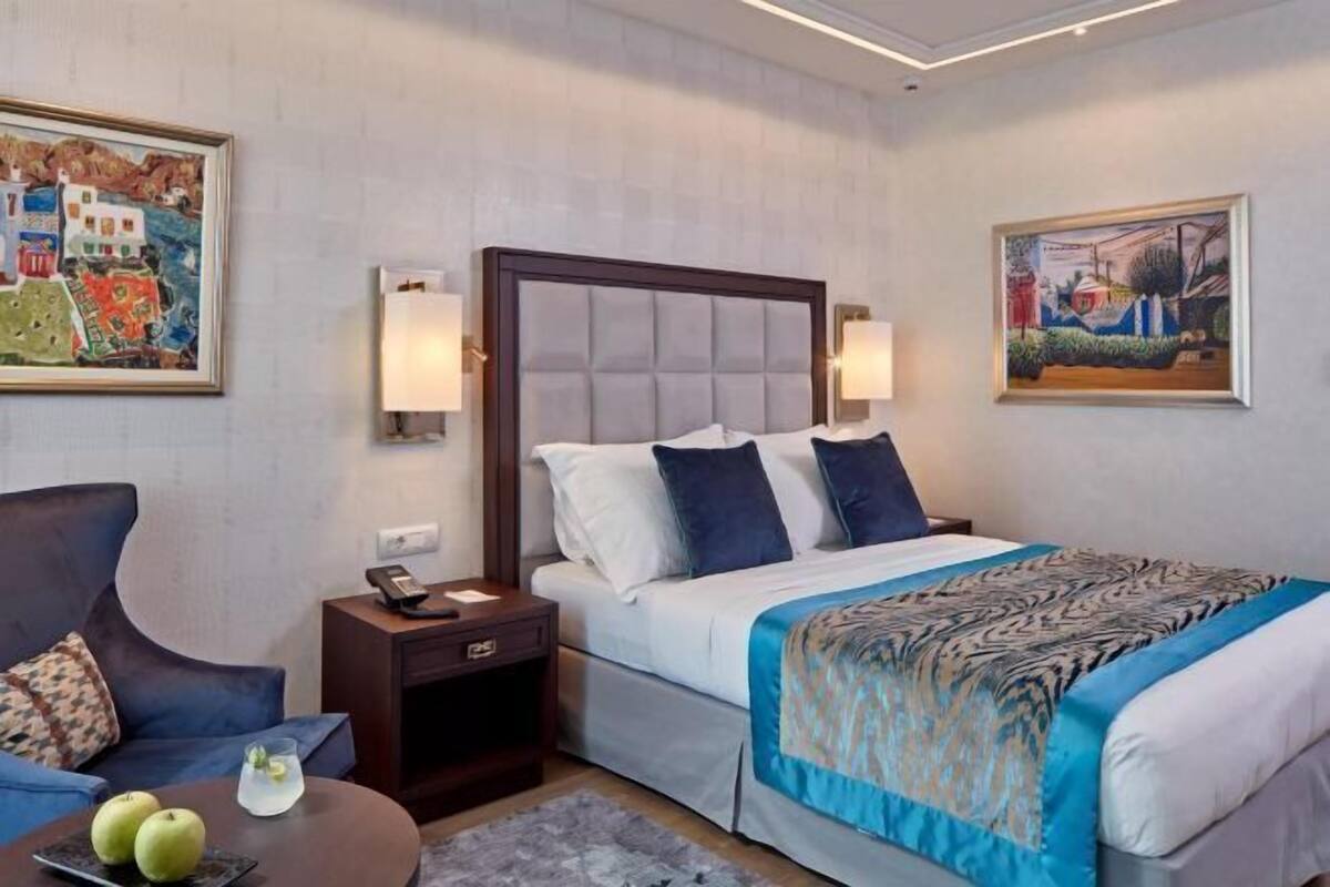 Premium bedding, minibar, in-room safe, desk