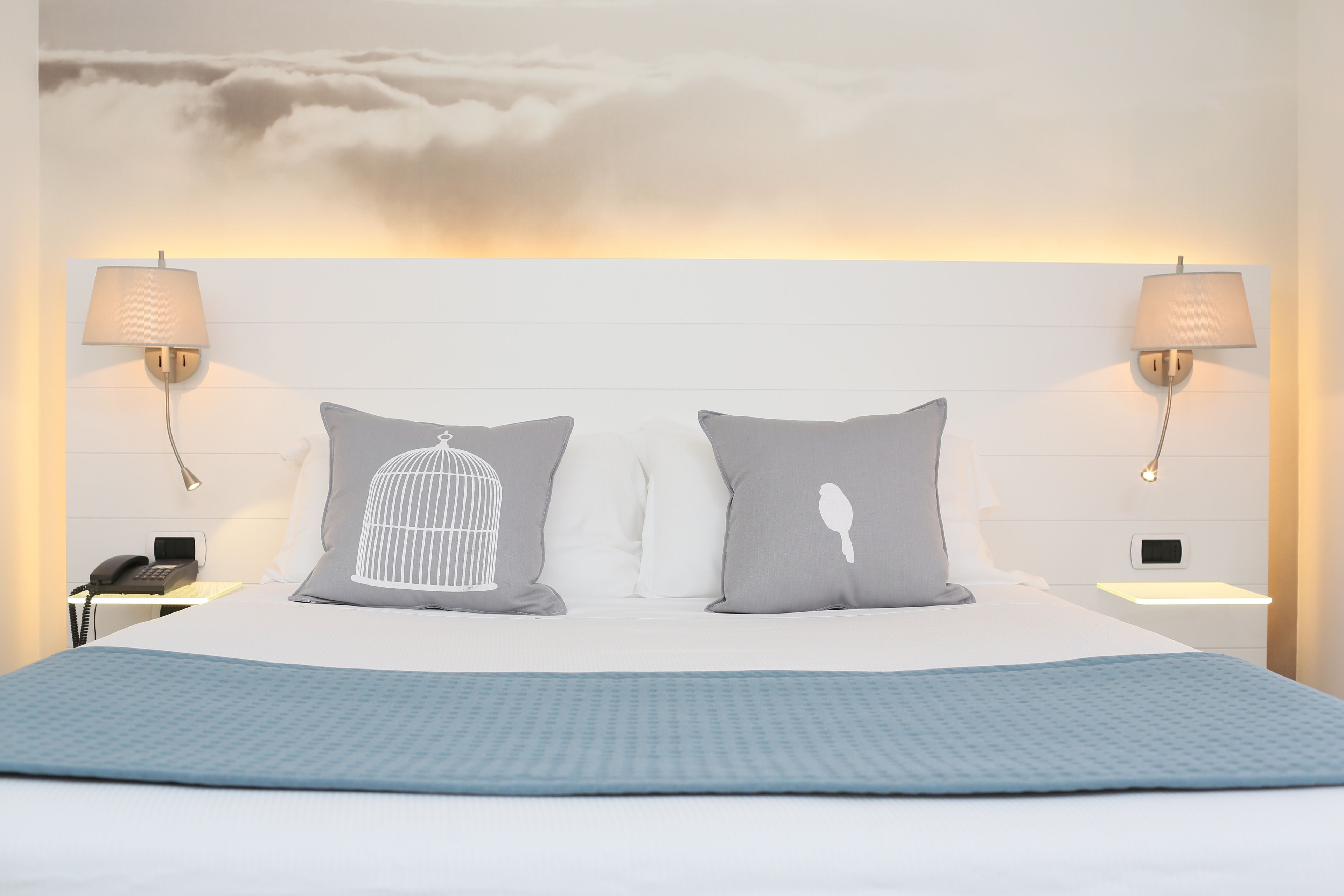 superior double room | premium bedding, minibar, in-room safe, desk