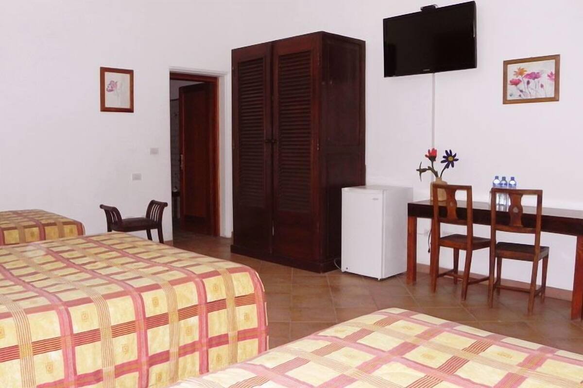 Triple Room