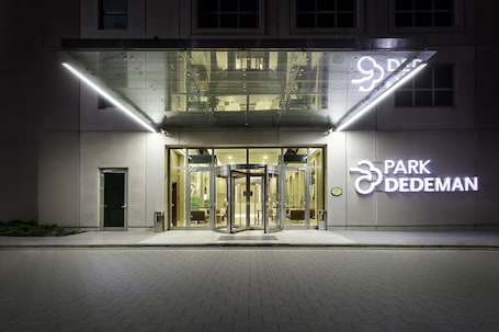 Exterior. Park Dedeman Bostanci Hotel