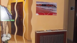 Reception - Pension Plaza (Gijon)