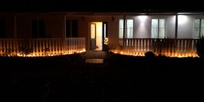 Façade de l’hébergement - soirée/nuit