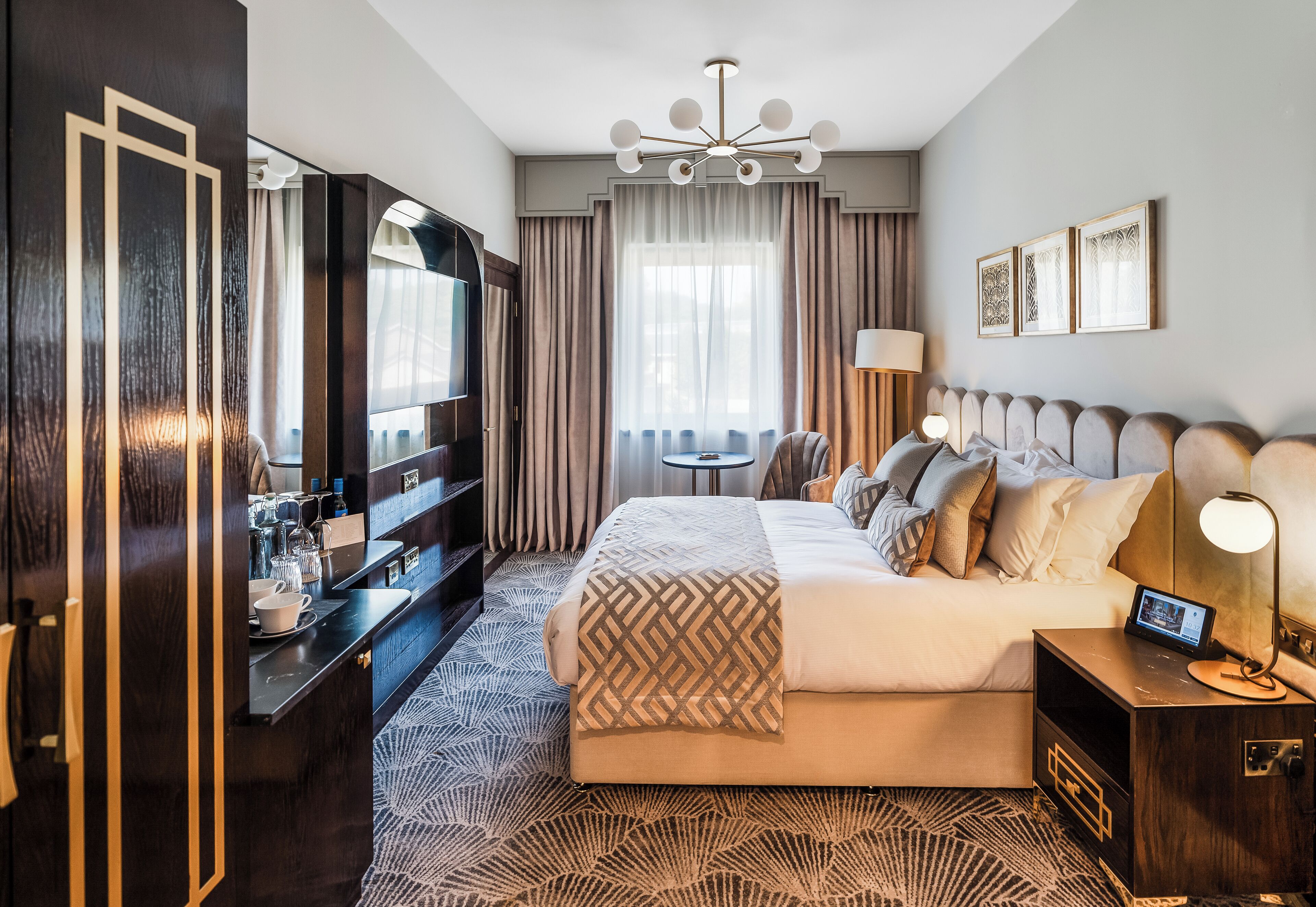 hotel small classic room - hotel building (not in castle) | 1 bedroom, egyptian cotton sheets, hypo-allergenic bedding