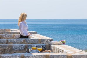 Standard Double Room, Partial Sea View | Minibar, in-room safe, desk, soundproofing - Porto Vitilo Boutique Hotel (East Mani)