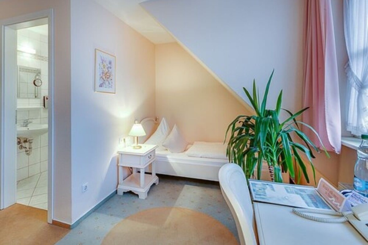 Single Room, Non Smoking