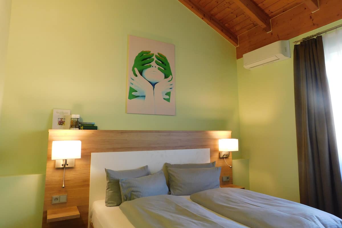 1 slaapkamer, luxe beddengoed, donzen dekbedden, pillowtop-bedden