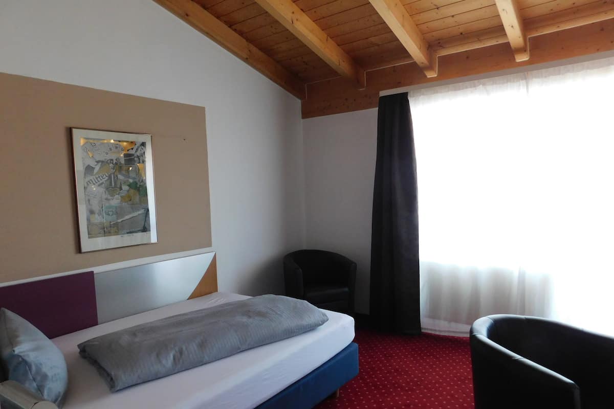 1 slaapkamer, luxe beddengoed, donzen dekbedden, pillowtop-bedden