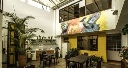Hostal De La 57 - Hostel