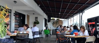 Hostal De La 57 - Hostel