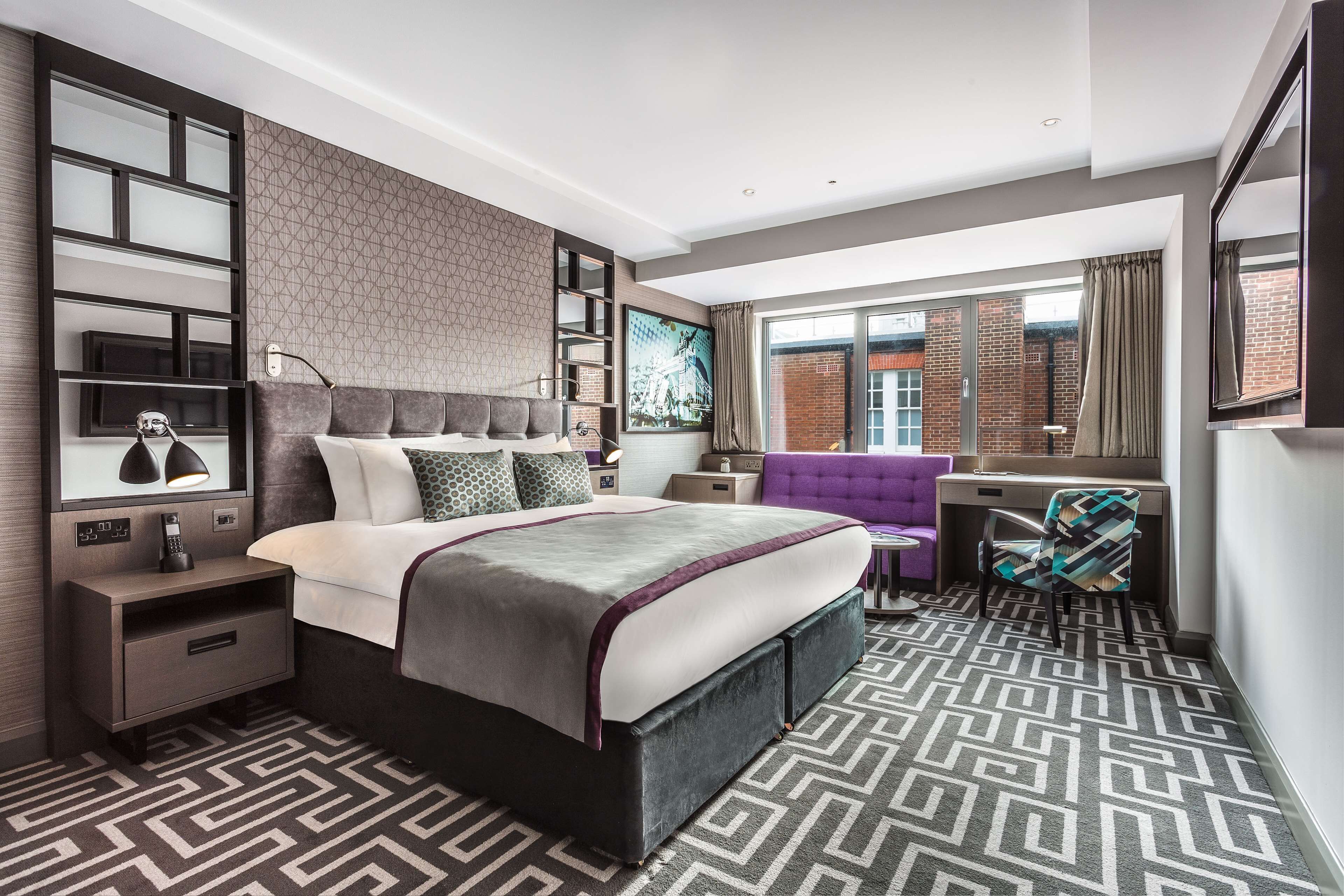 Standard Double Room (Dalston King) | Hypo-allergenic bedding, minibar, in-room safe, desk