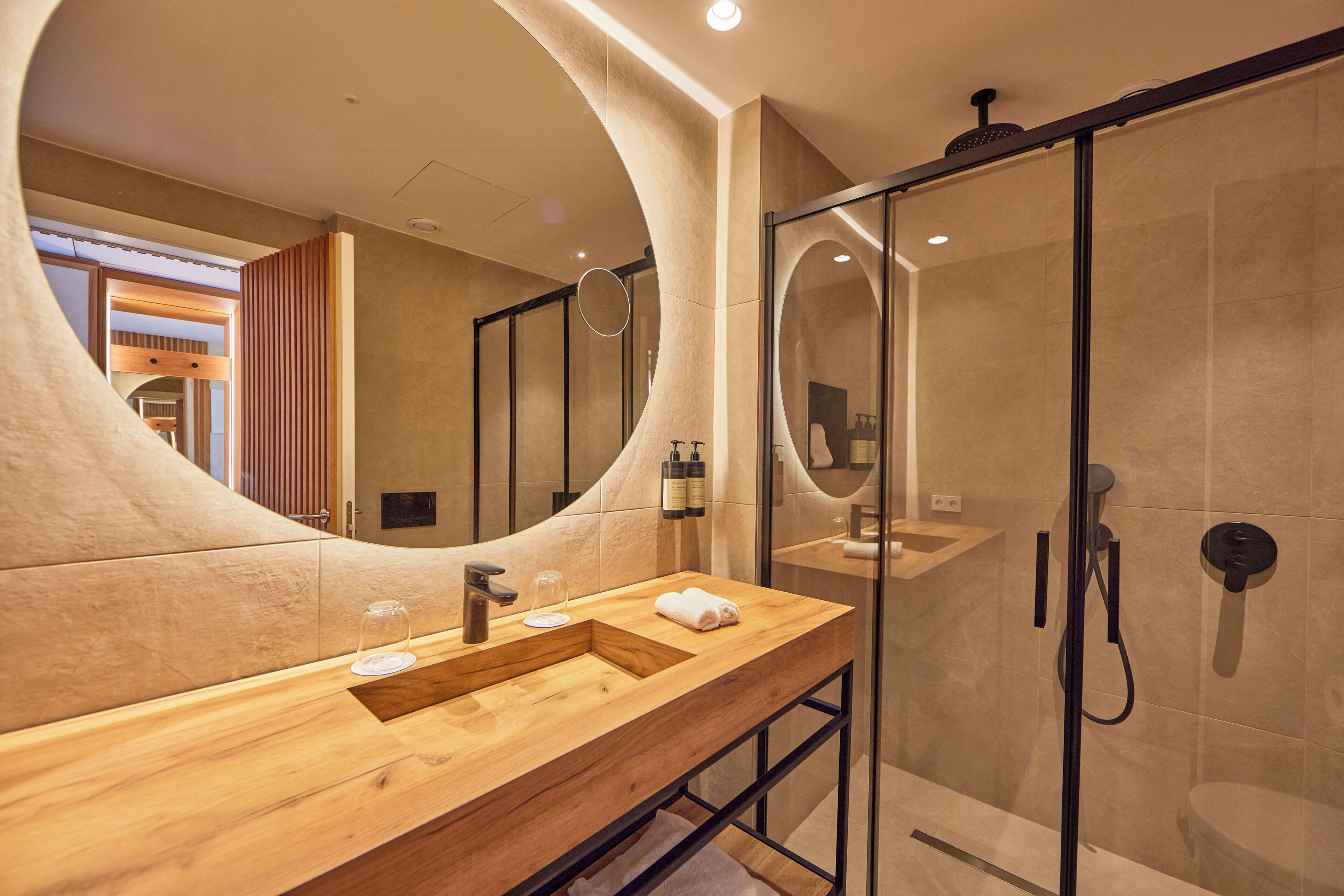 Photo - Universal Grand León & Spa