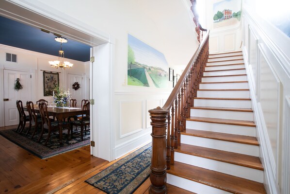 Staircase - E J Bowman House Bed & Breakfast (Lancaster)