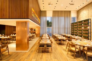 Breakfast, lunch and dinner served