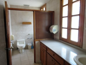 Superior Shared Dormitory, Multiple Beds, Accessible, City View | Bathroom | Towels
