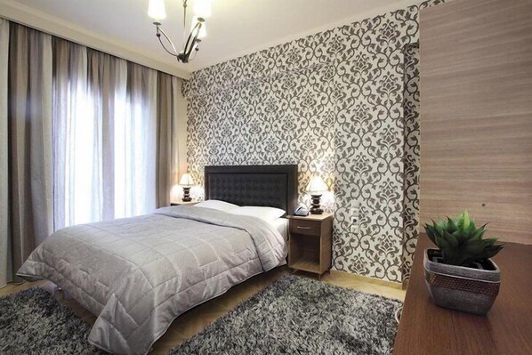 In-room safe, soundproofing, free cribs/infant beds, free WiFi - Delfini Hotel (Amfilochia)