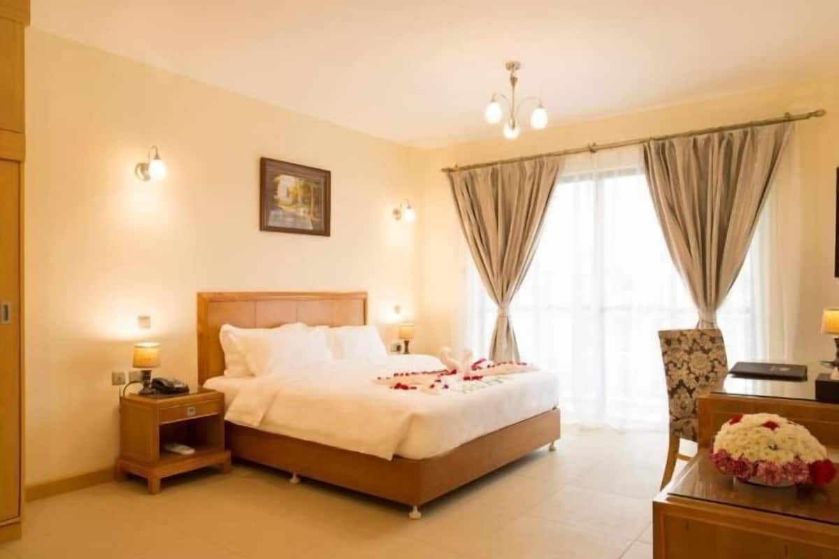 Premium bedding, minibar, in-room safe, individually decorated