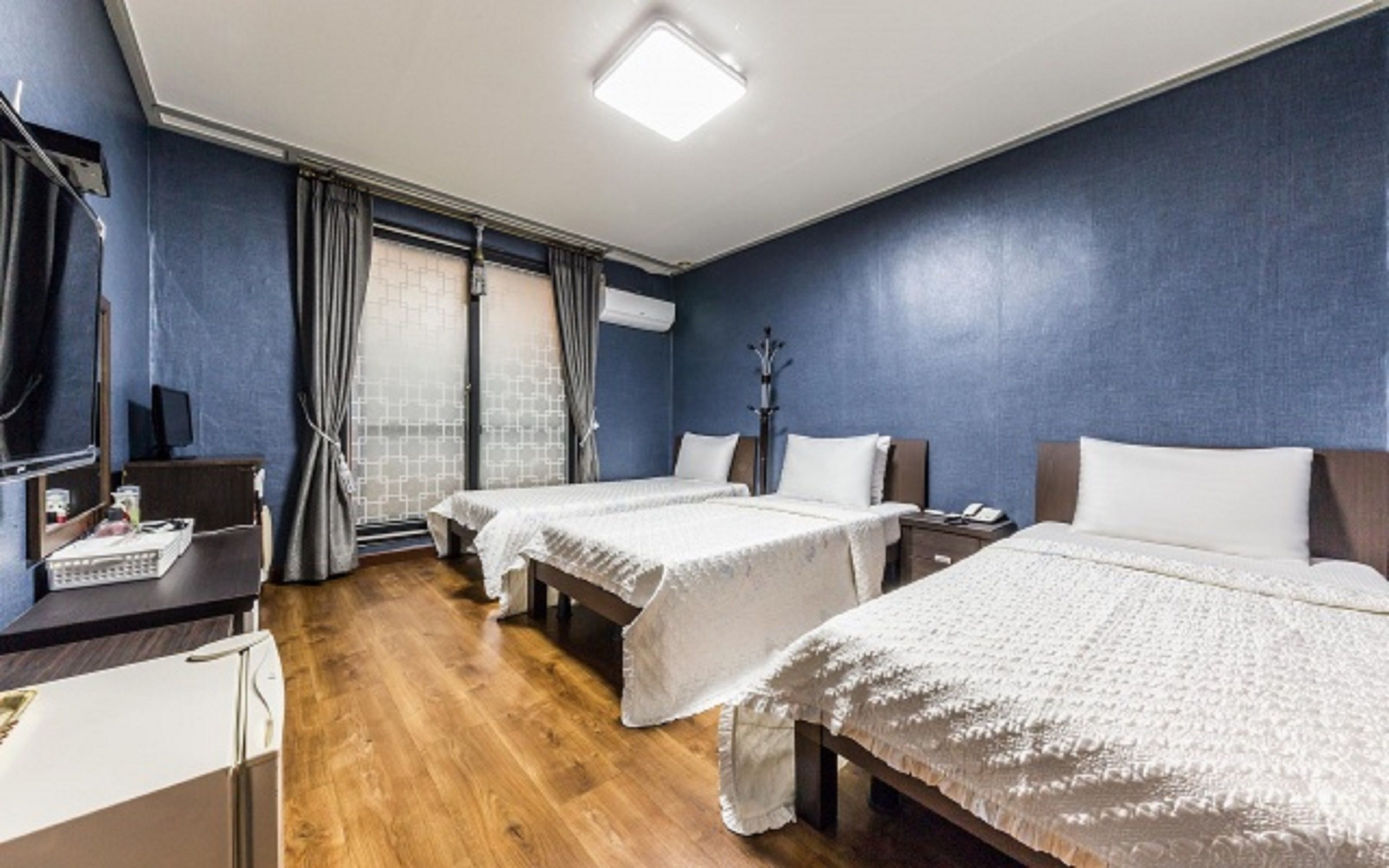 Chambre Triple Économique, plusieurs lits