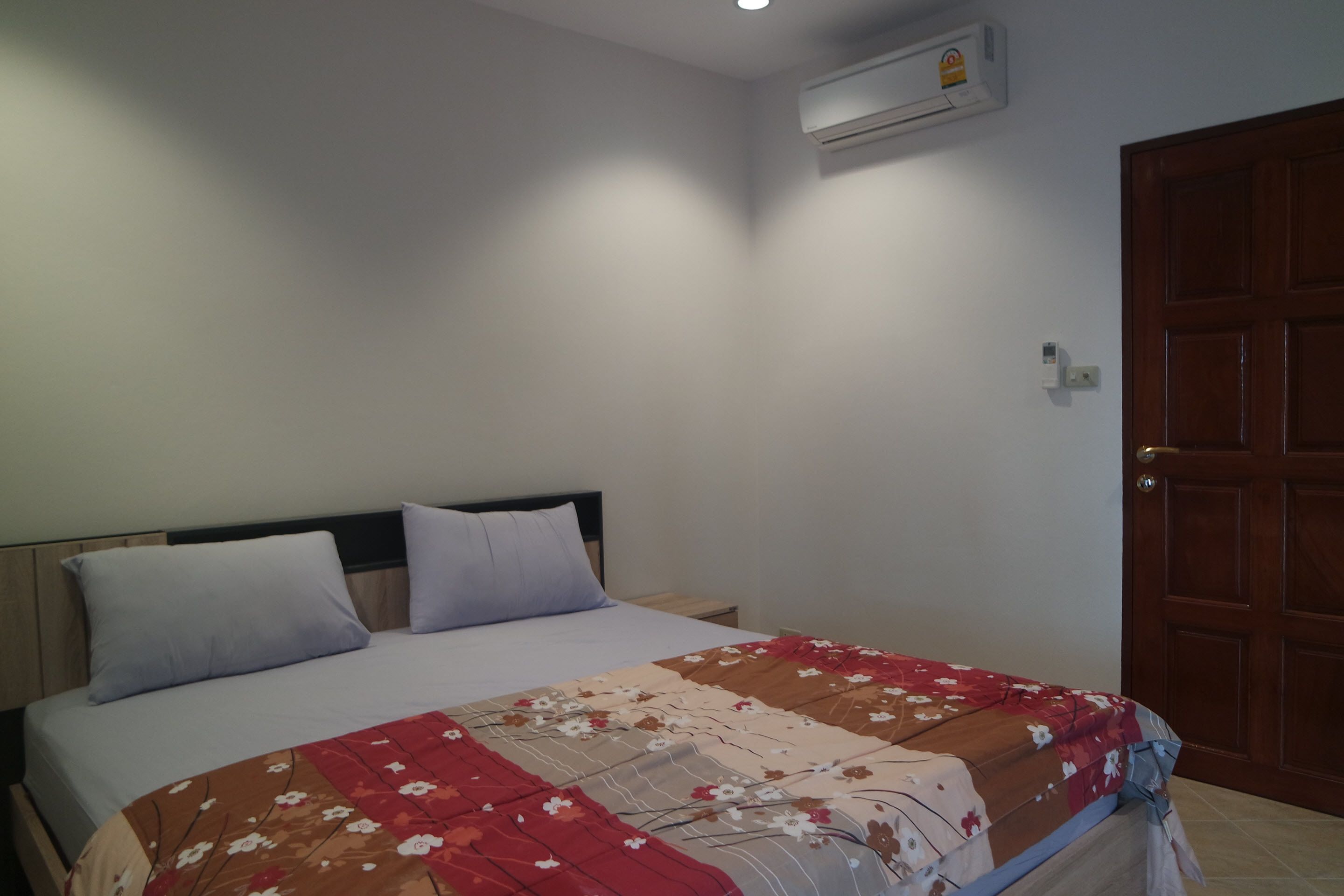 Villa, 3 Bedrooms, Pool View | 3 bedrooms, in-room safe, desk, free WiFi