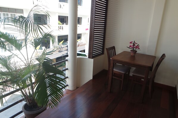 Studio | Balcony - Little Nordic Cha Am Apartment (Cha-am)