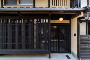 Exterior - Nijo Sumire-an (Kyoto)