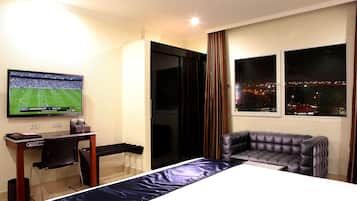 Superior Deluxe | Premium bedding, minibar, in-room safe, desk