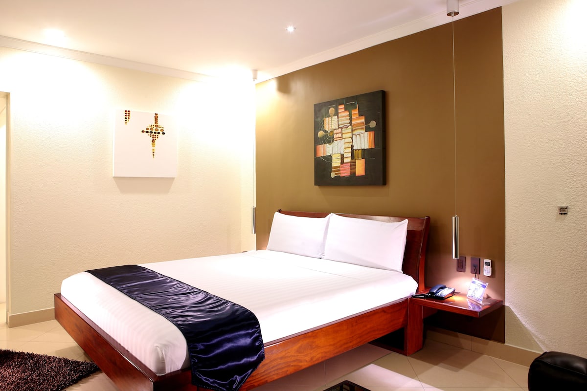 Superior Room | Premium bedding, minibar, in-room safe, desk