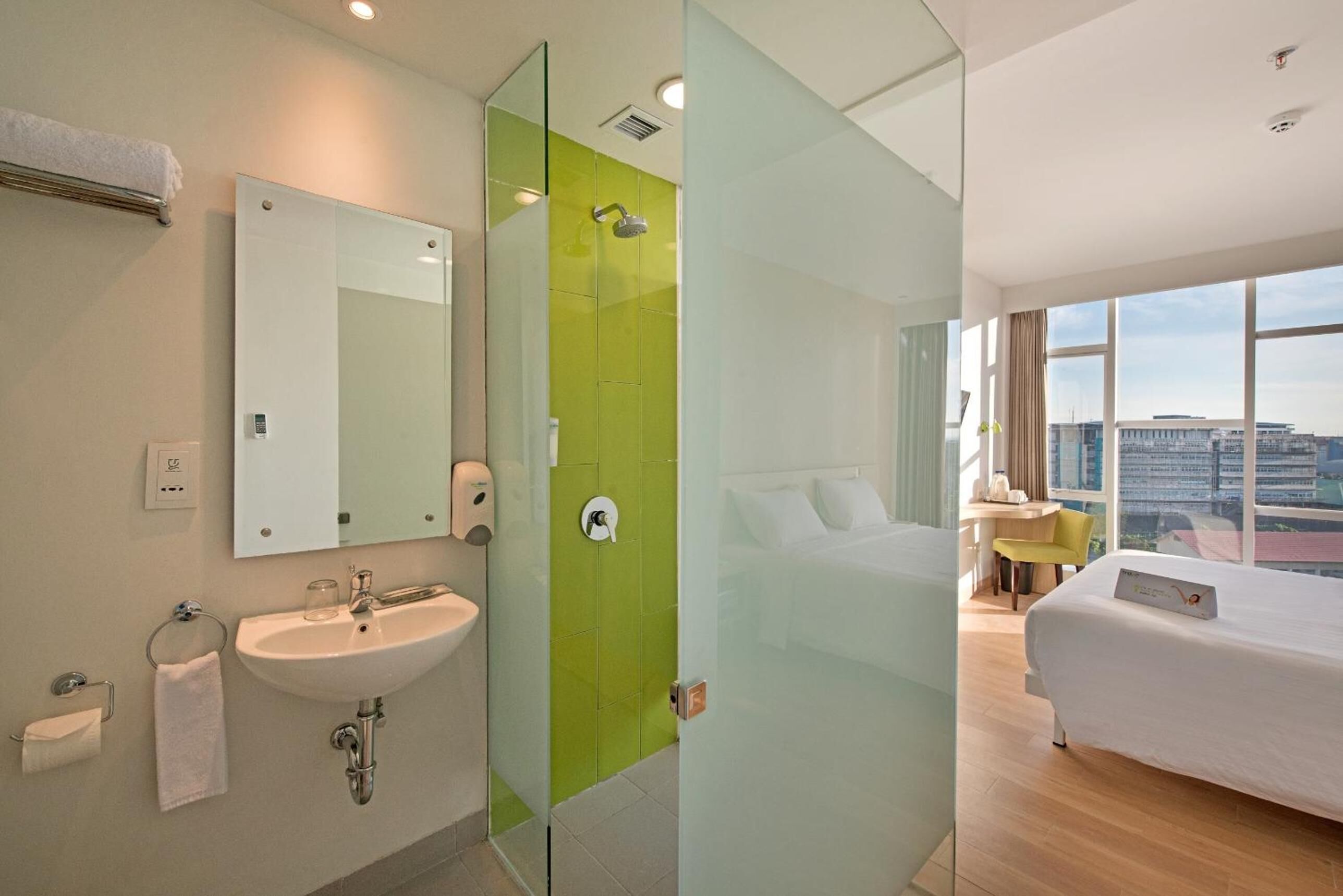 Photo - Whiz Prime Hotel Hasanuddin Makassar