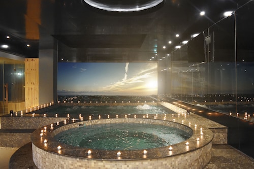 Platinum Balikpapan Hotel & Convention Hall