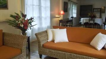 Villa, 2 Bedrooms | Living room | Flat-screen TV, DVD player