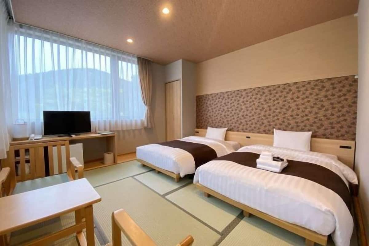 In-room safe, desk, laptop workspace, blackout drapes