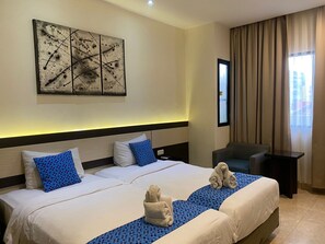 Superior Twin Room | In-room safe, desk, soundproofing, free WiFi - Atlantic City Hotel (Bandung)