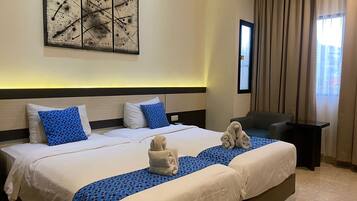 Superior Twin Room | In-room safe, desk, soundproofing, free WiFi
