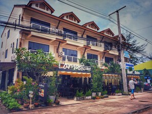 واجهة المنشأة