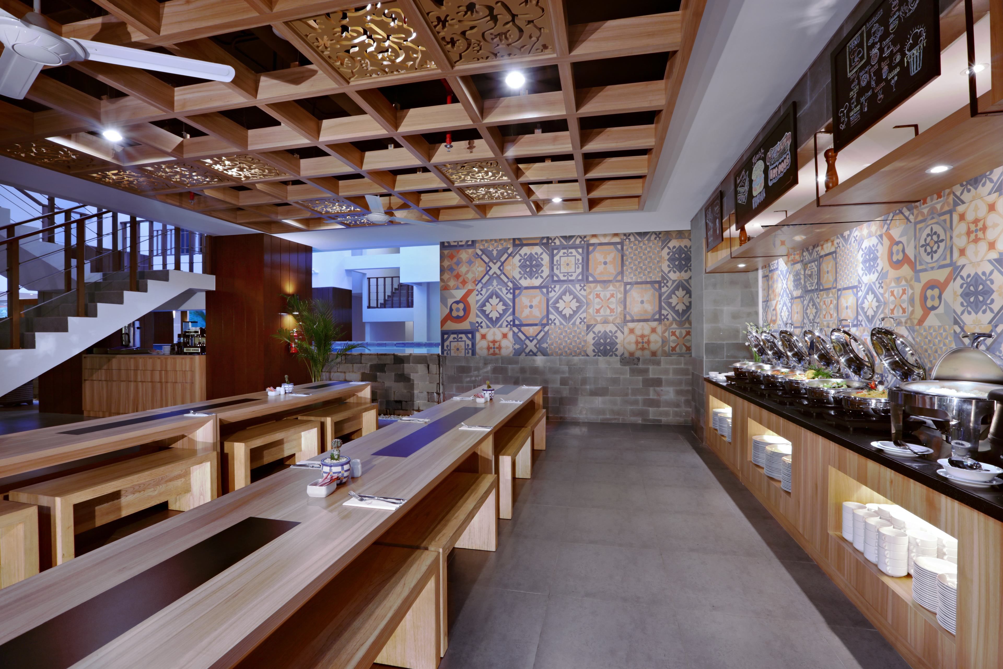 Daily buffet breakfast (IDR 65000 per person)