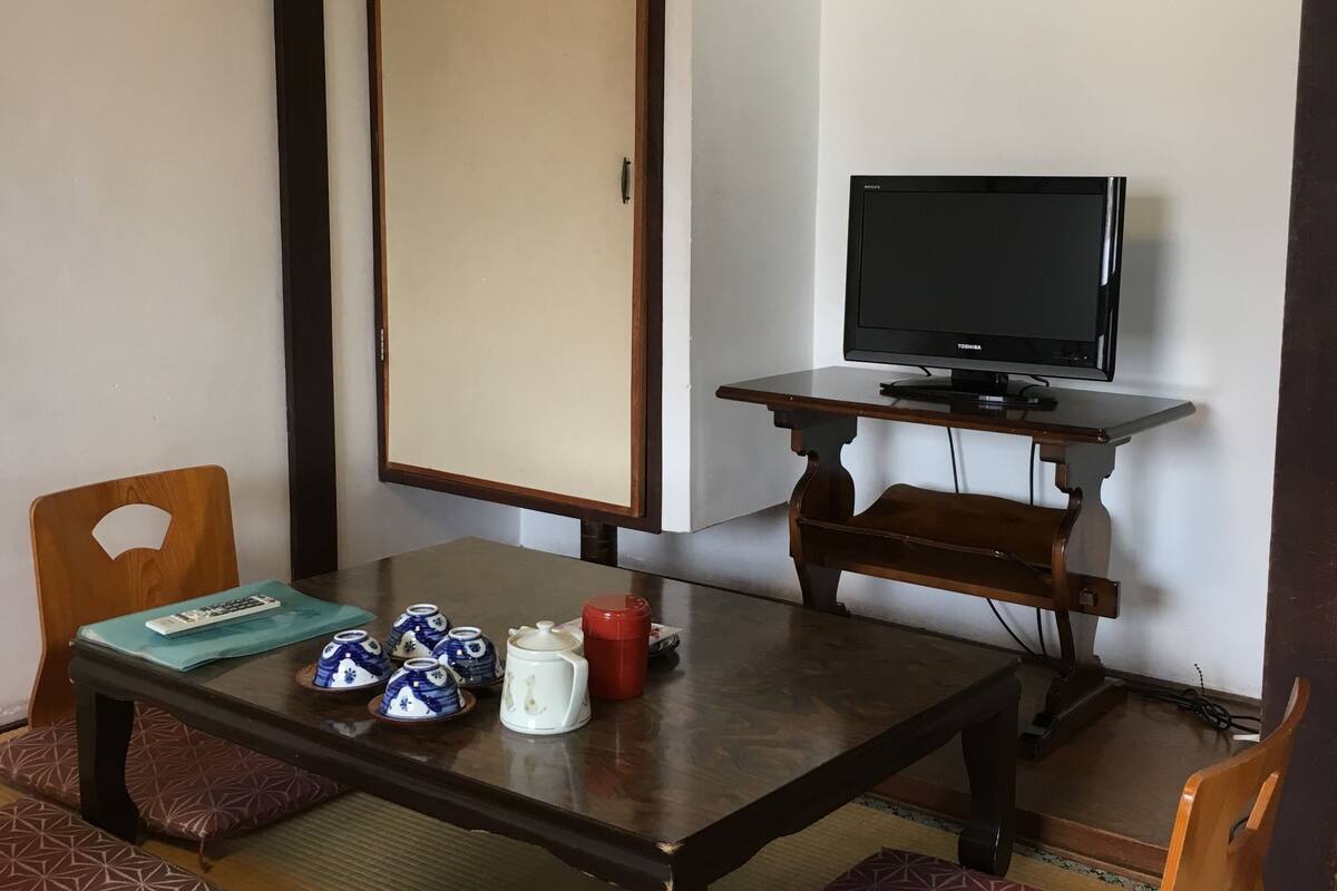 客房 (Japanese Room,2 guest, No credit card) | 免費無線上網