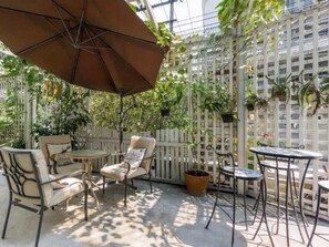 Garden view - Oriental Smile Hotel (Bangkok)