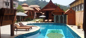 Golden Teak Resort - Baan Sapparot