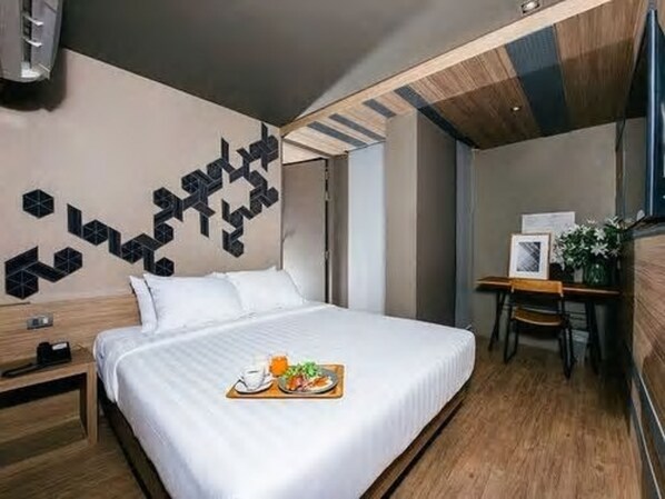 Family Double Room, 2 Bedrooms | Minibar, in-room safe, desk, blackout drapes - NAP Hotel Bangkok (Bangkok)