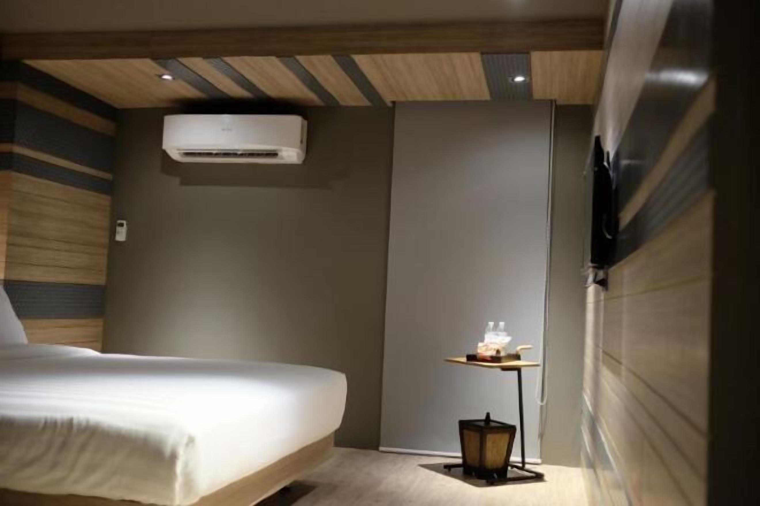 Minibar, in-room safe, desk, blackout drapes